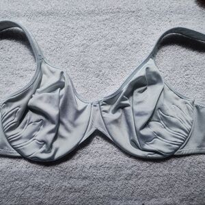 Bali bra 42C light lift side shaping unlined full coverage light blue 3353